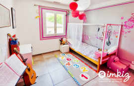 
                                                                                        Vente
                                                                                         Superbe maison contemporaine avec piscine