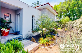 
                                                                                        Vente
                                                                                         Superbe maison contemporaine avec piscine