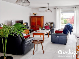 
                                                                                        Vente
                                                                                         Superbe maison contemporaine avec piscine & jardin
