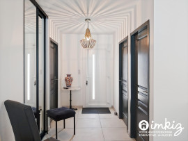 
                                                                                        Vente
                                                                                         Superbe maison contemporaine avec piscine & jardin