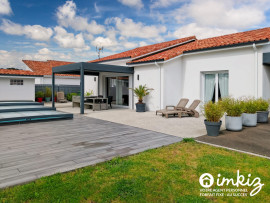
                                                                                        Vente
                                                                                         Superbe maison contemporaine avec piscine & jardin