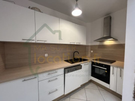 
                                                                                        Location
                                                                                         Superbe maison de ville situé en HYPER-CENTRE de SAINT-QUENTIN