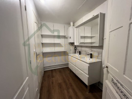 
                                                                                        Location
                                                                                         Superbe maison de ville situé en HYPER-CENTRE de SAINT-QUENTIN