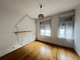 
                                                                                        Location
                                                                                         Superbe maison de ville situé en HYPER-CENTRE de SAINT-QUENTIN