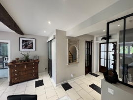 Vente
propriété de caractère sur un terrain de 1900M2