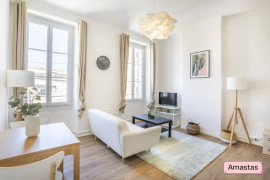 Location
Superbe Studio en plein coeur de la Joliette