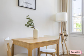 Location
Superbe Studio en plein coeur de la Joliette