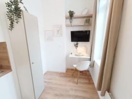 
                                                                                        Location
                                                                                         Superbe Studio meublé Henriville 14.6m2