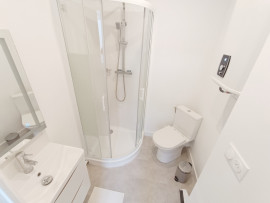 
                                                                                        Location
                                                                                         Superbe Studio meublé Henriville 14.6m2
