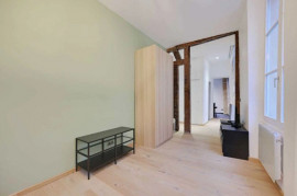 
                                                                                        Location
                                                                                         Superbe studio  meuble - Rivoli / Notre-Dame