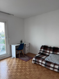 
                                                                                        Location
                                                                                         Superbe T4 de 80m² avec terrasse et plein sud