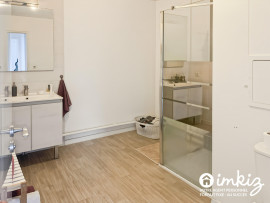 
                                                                                        Vente
                                                                                         Superbe T4 Lumineux en Dernier Étage avec Terrasse