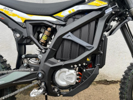 
                                                                                        Vélos
                                                                                         SURRON ULTRA BEE 2025 - Noir