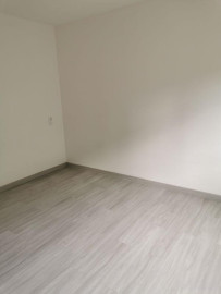 
                                                                                        Location
                                                                                         T1 30m² refait à neuf