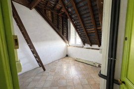 
                                                                                        Vente
                                                                                         T1 à rénover - Centre-ville Angers