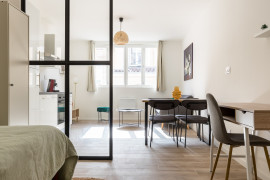 
                                                                                        Location
                                                                                         T1 BIS MEUBLE - VACON