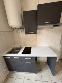 
                                                                                        Location
                                                                                         T1 lumineux – cuisine équipée – Saint-Fons