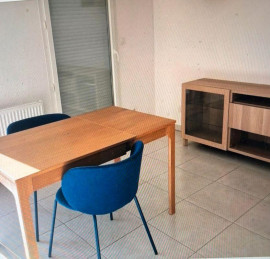 
                                                                                        Location
                                                                                         T1 meublé 32m2 quartier St Mitre Aix en Provence