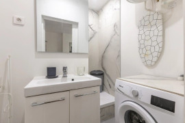 
                                                                                        Location
                                                                                         T1 meublé au Rue des Moines, 75017, Paris