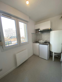 
                                                                                        Location
                                                                                         T1 meublé Bordeaux