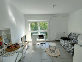 
                                                                                        Location
                                                                                         T1 meublé Pessac proche université