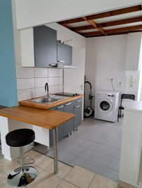 
                                                                                        Location
                                                                                         T1 Meublé Quartier Saint Aignan