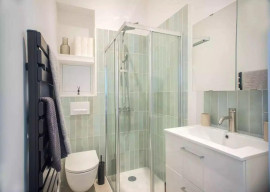 
                                                                                        Location
                                                                                         T1 meublé, refait à neuf, quartier central