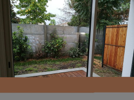 
                                                                                        Location
                                                                                         T1  Villenave-d'Ornon