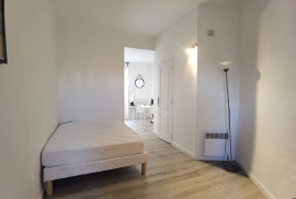 
                                                                                        Location
                                                                                         T2 - 20m² - Quartier Panier