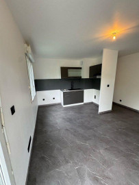 
                                                                                        Location
                                                                                         T2 42m2 avec place de parking