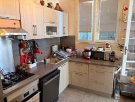 
                                                                                        Vente
                                                                                         T2 - 43 m2 + balcon de 10 m2 Ideal investissement