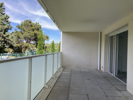
                                                                                        Vente
                                                                                         T2 46 m² et terrasse 15 m² + pkg à ISTRES