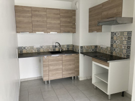 
                                                                                        Vente
                                                                                         T2 46 m² et terrasse 15 m² + pkg à ISTRES