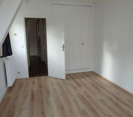 
                                                                                        Location
                                                                                         T2 à Paris 15è Cambronne