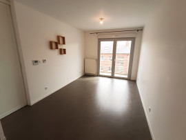 
                                                                                        Location
                                                                                         T2 AVEC BALCON AMIENS ST-LEU