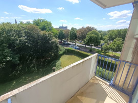 
                                                                                        Vente
                                                                                         T2 avec balcon – Rés Parc Beauvillé