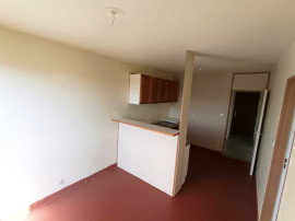 
                                                                                        Vente
                                                                                         T2 avec balcon – Rés Parc Beauvillé