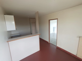 
                                                                                        Vente
                                                                                         T2 avec balcon – Rés Parc Beauvillé