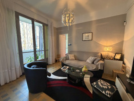 
                                                                                        Vente
                                                                                         T2  avec exterieur - Investir quartier Cinq avenue