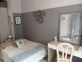 
                                                                                        Location
                                                                                         T2 calme jardin parking 750/ m prox fac Médecine