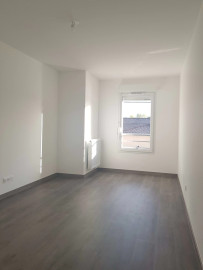 
                                                                                        Location
                                                                                         T2  Carignan-de-Bordeaux
