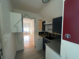 
                                                                                        Location
                                                                                         T2 CENTRE VILLE ST QUENTIN