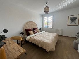 Vente
T2 contemporain dans un cadre paisible à Neuville-sur-Saône, éligible PTZ et frais de notaire réduits
