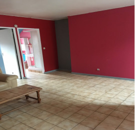 Location
T2 dans une ancienne ferme à Champlois