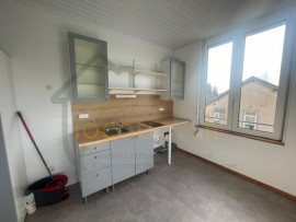 Location
T2 en duplex de plus de 40m2 situé en centre-ville de Saint-Quentin
