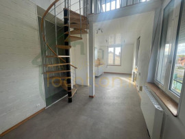 Location
T2 en duplex de plus de 40m2 situé en centre-ville de Saint-Quentin
