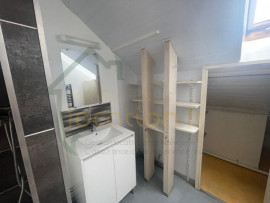 Location
T2 en duplex de plus de 40m2 situé en centre-ville de Saint-Quentin