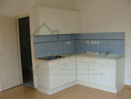 
                                                                                        Location
                                                                                         T2 en duplex proche centre ville