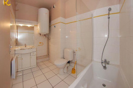 
                                                                                        Location
                                                                                         T2 Jaude