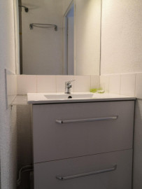 
                                                                                        Location
                                                                                         T2 logement étudiant, calme, fac de droit